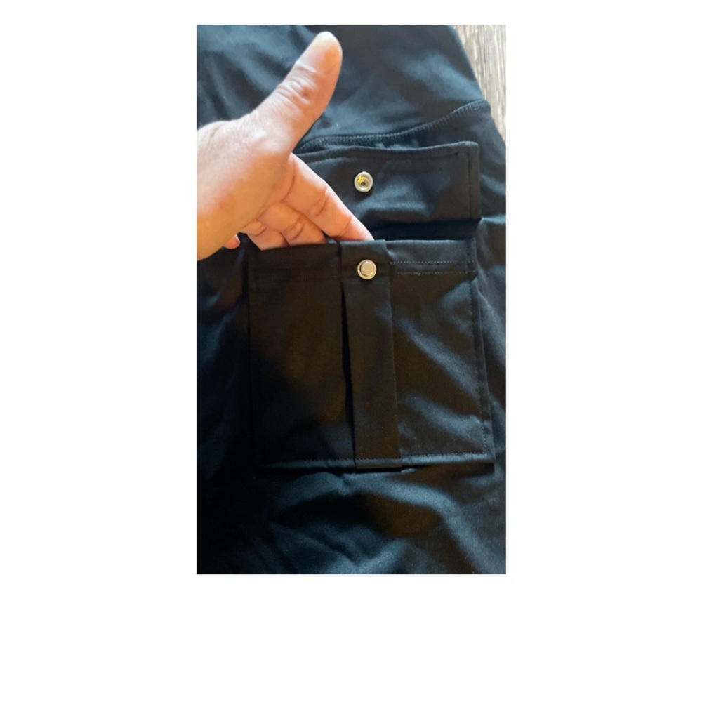 NWOT SUPER CUTE CARGO BOOTY LIFTING TUMMY CONTROL LEGGINGS WITH SNAP POCKETS! - Picture 4 of 6